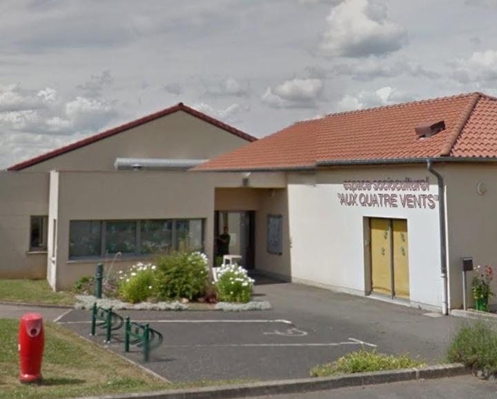 Salle des fetes - Photo 2